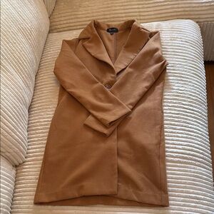 Elegant Tan Women's Coat